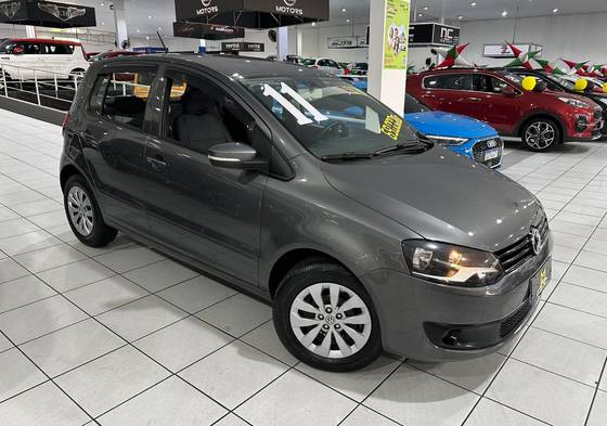 VOLKSWAGEN FOX 1.0 MI 8V FLEX 4P MANUAL VOLKSWAGEN FOX 1.0 MI 8V FLEX 4P MANUAL